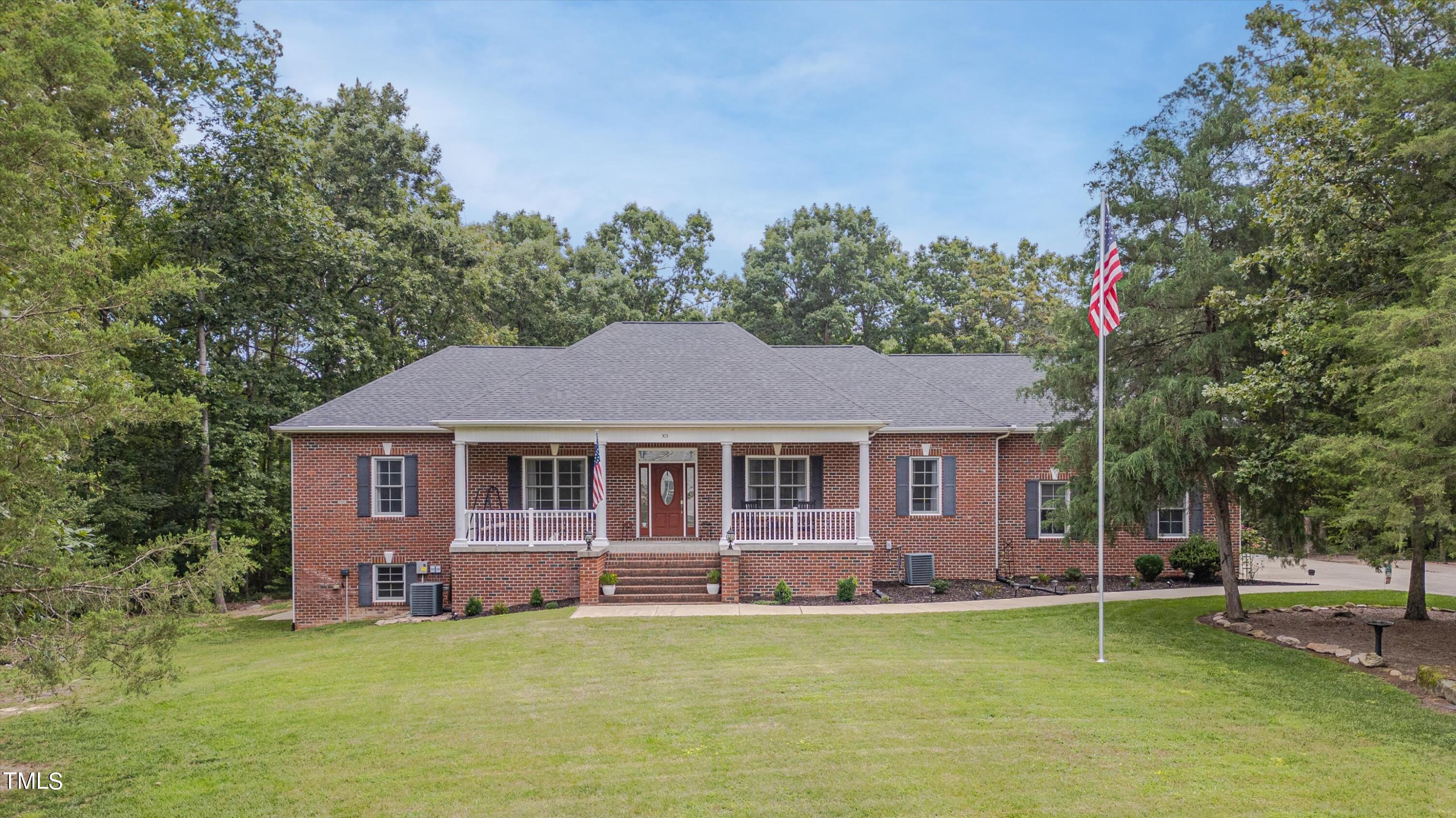Watkins Farm Rd, Rolesville, NC 27571