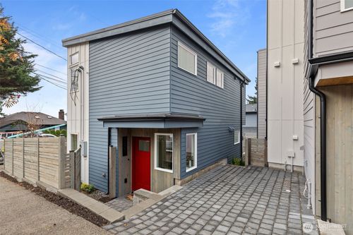 8407 42nd Ave Sw, Seattle, WA, 98136-2360 | Card Image