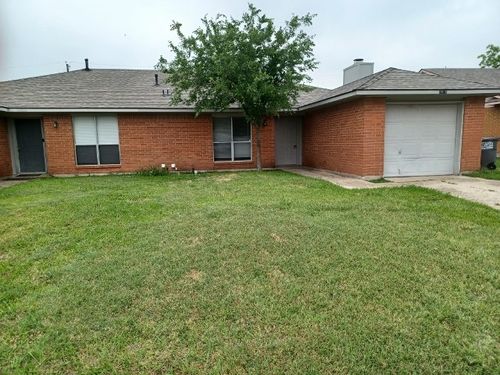 3911 William St, Sachse, TX, 75048-3903 | Card Image