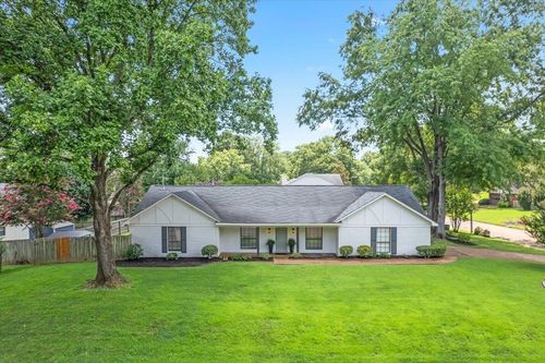 1764 Chertsy Dr, Germantown, TN, 38138-2917 | Card Image