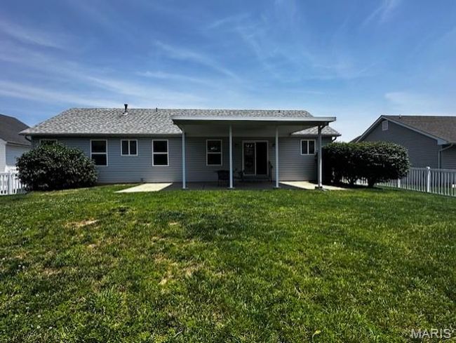 3121 Post Run Dr, House other with 3 bedrooms, 2 bathrooms and 2 parking in O Fallon MO | Image 12