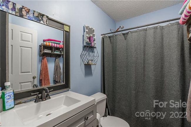 617 Crout Pond Way, House other with 3 bedrooms, 2 bathrooms and null parking in Gilbert SC | Image 21
