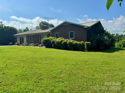 2852 Old 60, Wilkesboro, NC, 28697-9297 | Card Image