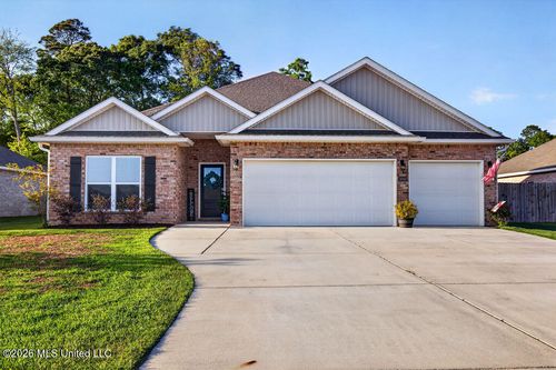 8009 Crawford Dr, Long Beach, MS, 39560-5649 | Card Image