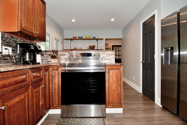 256 Canterbury Dr, House other with 5 bedrooms, 3 bathrooms and null parking in Avon IN | Image 16