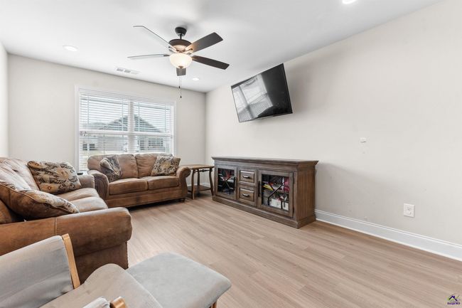 109 Red Tail Cir, House other with 3 bedrooms, 2 bathrooms and null parking in Byron GA | Image 13