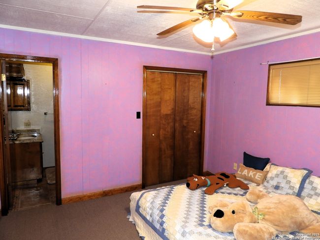 3078 Goat Hill Rd, House other with 4 bedrooms, 4 bathrooms and null parking in Lakehills TX | Image 21