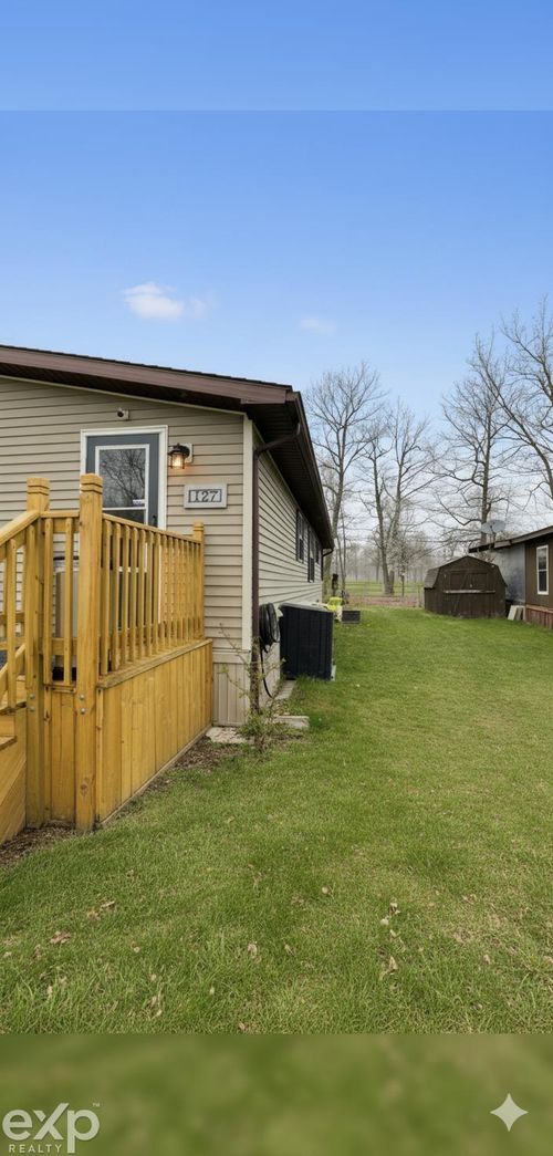 50 Mack Ave, Marysville, MI, 48040-2446 | Card Image