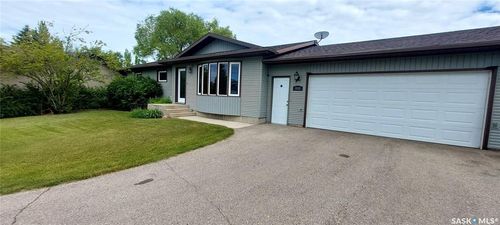 918 Anton Place, Wadena, SK, S0A4J0 | Card Image