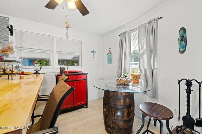 306 Ne 55 Th St, House other with 3 bedrooms, 1 bathrooms and null parking in Oak Island NC | Image 16