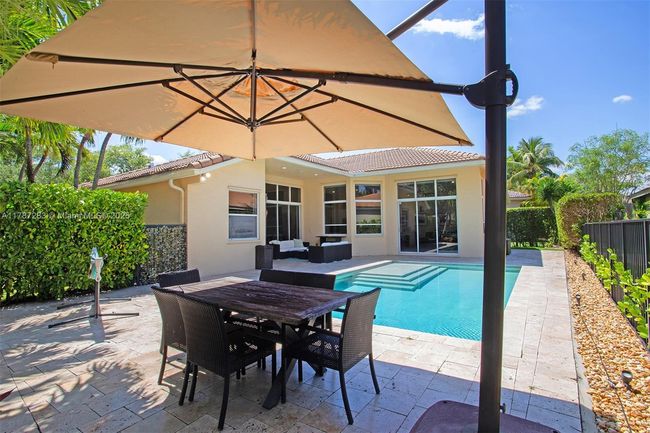 3848 Oak Ridge Cir, House other with 4 bedrooms, 3 bathrooms and null parking in Weston FL | Image 6