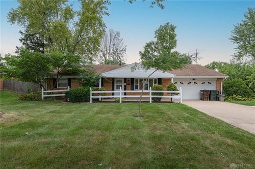 2251 Delvue Dr, Dayton, OH, 45459-3625 | Card Image