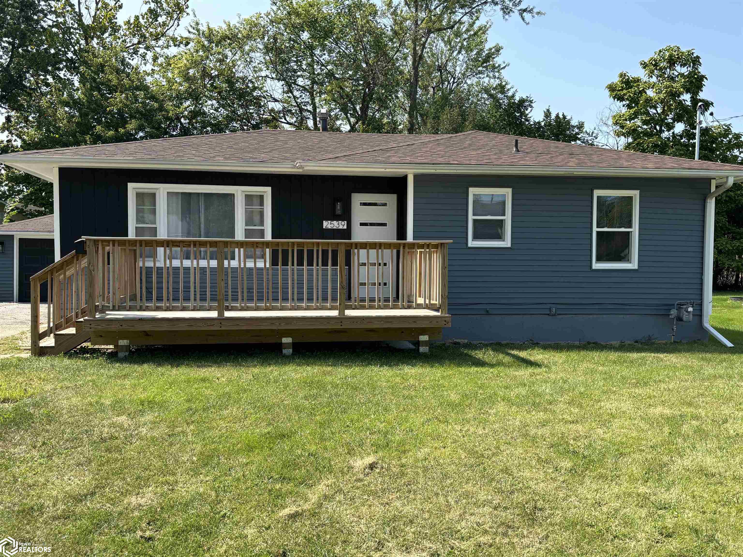 Kenwood St, Ottumwa, IA 52501