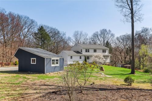 26 Tri Brook Dr, South Salem, NY, 10590-1904 | Card Image
