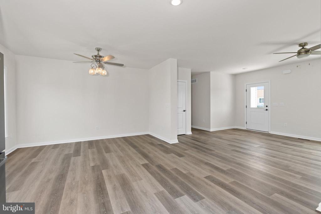 Residential in BRIDGEVILLE 3