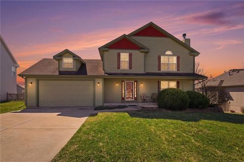 9101 Ne 109th Ter, Kansas City, MO, 64157-9597 | Card Image