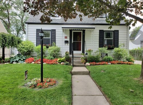 1875 Larkmoor Blvd, Berkley, MI, 48072-1731 | Card Image