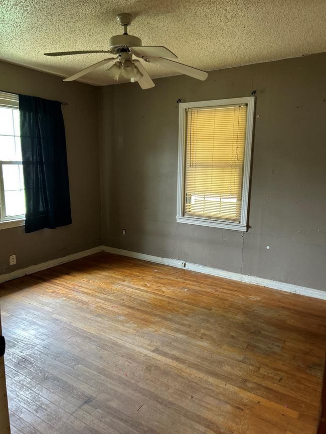 301 River Oaks St, House other with 3 bedrooms, 1 bathrooms and 1 parking in San Angelo TX | Image 9