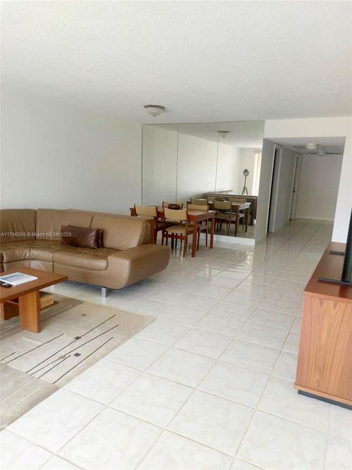 apt-410-2650 S Course Dr, Pompano Beach, FL, 33069-6331 | Card Image