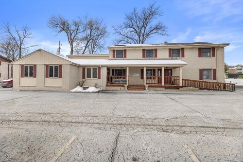 11801 W Janesville Road, Hales Corners, WI, 53130 | Card Image