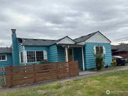 504 S 5th Ave, Kelso, WA, 98626-2526 | Card Image