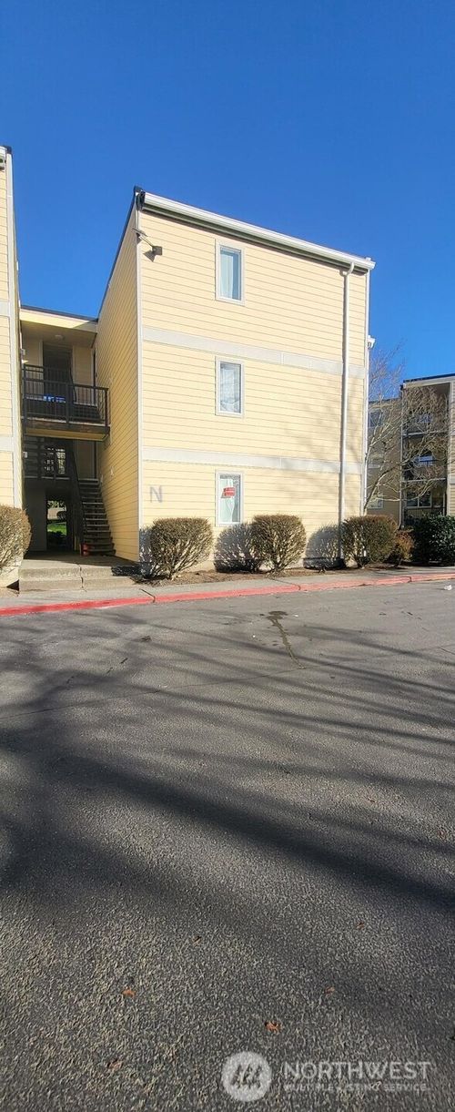 apt-n325-13011 E Gibson Rd, Everett, WA, 98204-5324 | Card Image