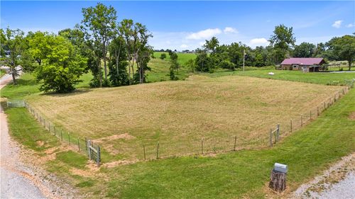 1.61 AC Ar Hwy 102, Gravette, AR, 72736 | Card Image