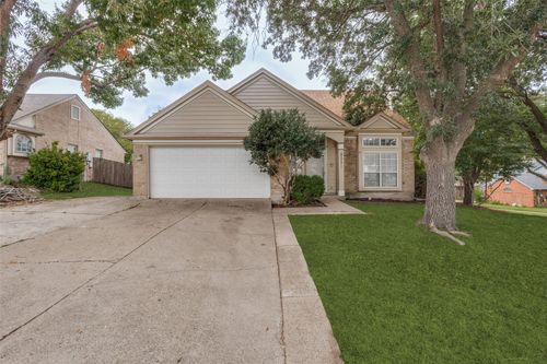 8113 Azzurra Dr, Rowlett, TX, 75089-2652 | Card Image
