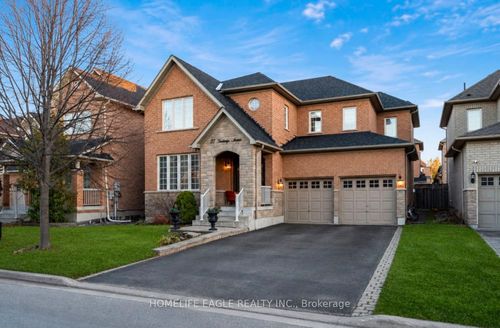 37 Newbridge Ave, Richmond Hill, ON, L4E3Z9 | Card Image