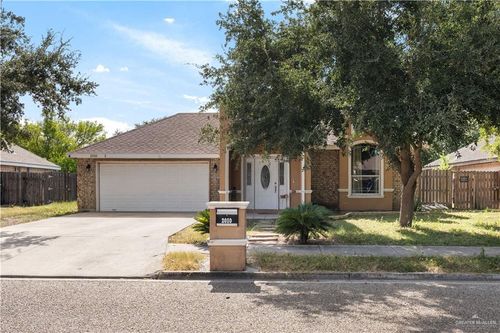 2010 S Standard Ave, San Juan, TX, 78589-2597 | Card Image