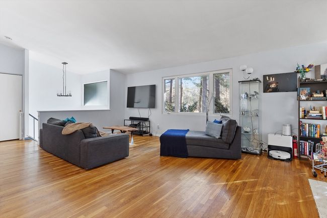 15 Holiday Rd, House other with 3 bedrooms, 2 bathrooms and 6 parking in Wayland MA | Image 5