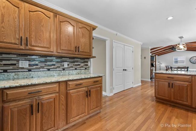987 Split Rail Dr, House other with 3 bedrooms, 3 bathrooms and 2 parking in Carol Stream IL | Image 9