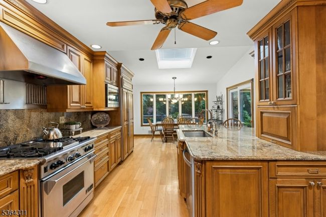 2242 Shawnee Path, House other with 5 bedrooms, 3 bathrooms and null parking in Scotch Plains NJ | Image 8