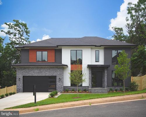 2239 Highland Ave, FALLS CHURCH, VA, 22046-2209 | Card Image