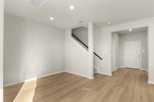 25628 Wheat Seed Ln, Elgin, TX, 78621-6226 | Card Image