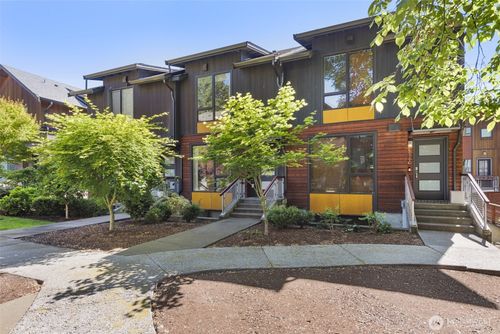 b-6535 34th Ave Ne, Seattle, WA, 98115-7301 | Card Image
