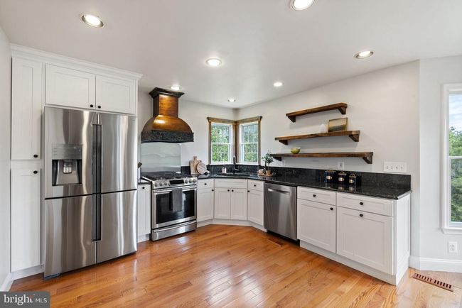 5722 Pond View Ln, House other with 4 bedrooms, 4 bathrooms and null parking in Broad Run VA | Image 27