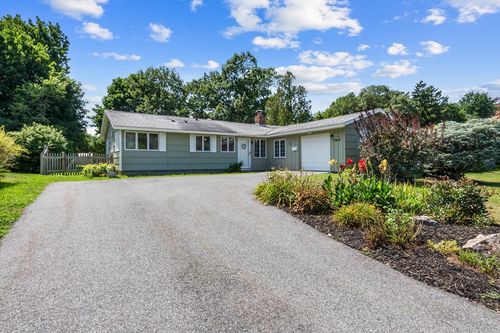 8 Colgate Rd, Beverly, MA, 01915-5602 | Card Image