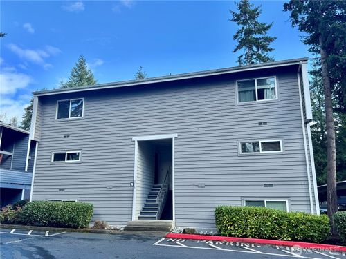 n-21-3015 127th Pl Se, Bellevue, WA, 98005-5126 | Card Image