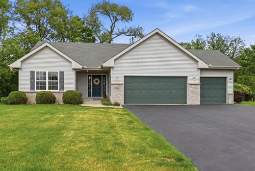 7688 Haymaker Ln, Cherry Valley, IL, 61016-9731 | Card Image