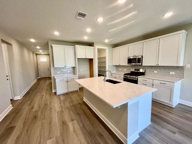 Open Concept Kitchen | Image 4