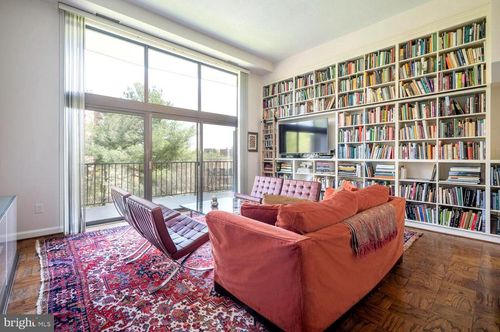 apt-519-3101 New Mexico Ave Nw, WASHINGTON, DC, 20016-5913 | Card Image