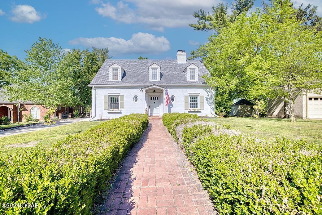 Crest Dr, Joplin, MO 64801