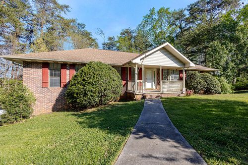1421 Lincolnshire Drive, Maryville, TN, 37803 | Card Image