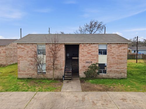 2804 Cypress Bend Cir, Bryan, TX, 77801-1839 | Card Image