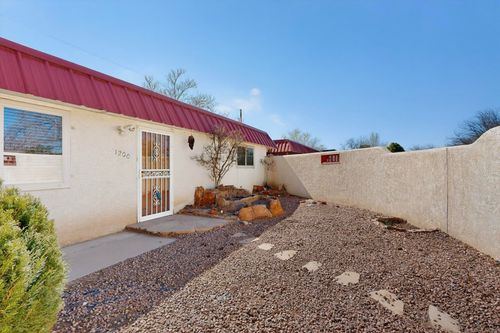1200 La Poblana Rd Nw, Albuquerque, NM, 87107-1006 | Card Image