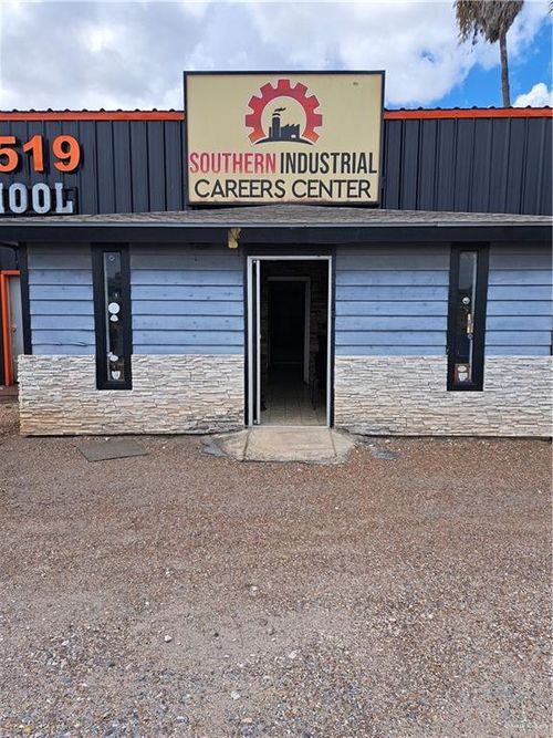 901 E Expressway 83 Highway, La Feria, TX, 78559 | Card Image