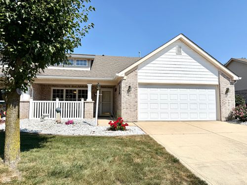 1059 Hilltop Commons Blvd, New Whiteland, IN, 46184-9225 | Card Image
