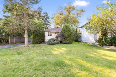 624 Marksbury Rd, House other with 2 bedrooms, 1 bathrooms and 8 parking in Pickering ON | Image 2