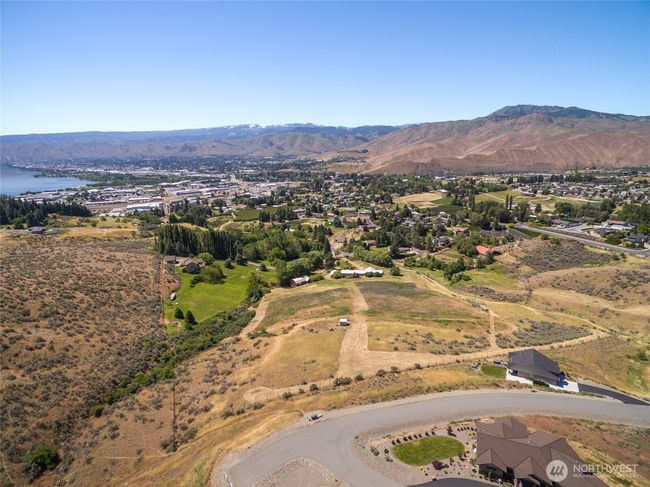 3613 Mcmullan Rd, Home with 3 bedrooms, 3 bathrooms and 6 parking in Wenatchee WA | Image 18